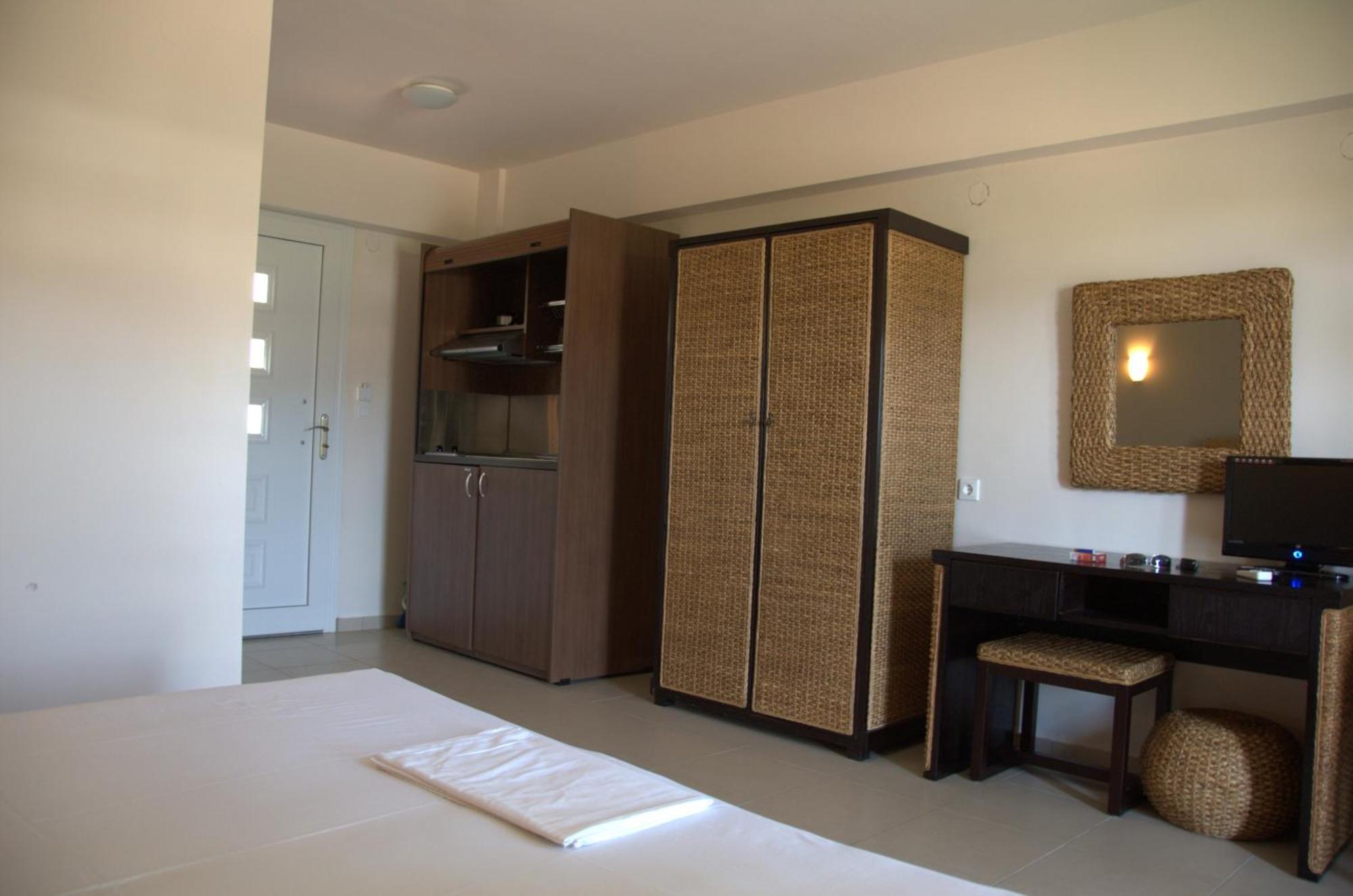 Hotel Sarti Beach Bagian luar foto