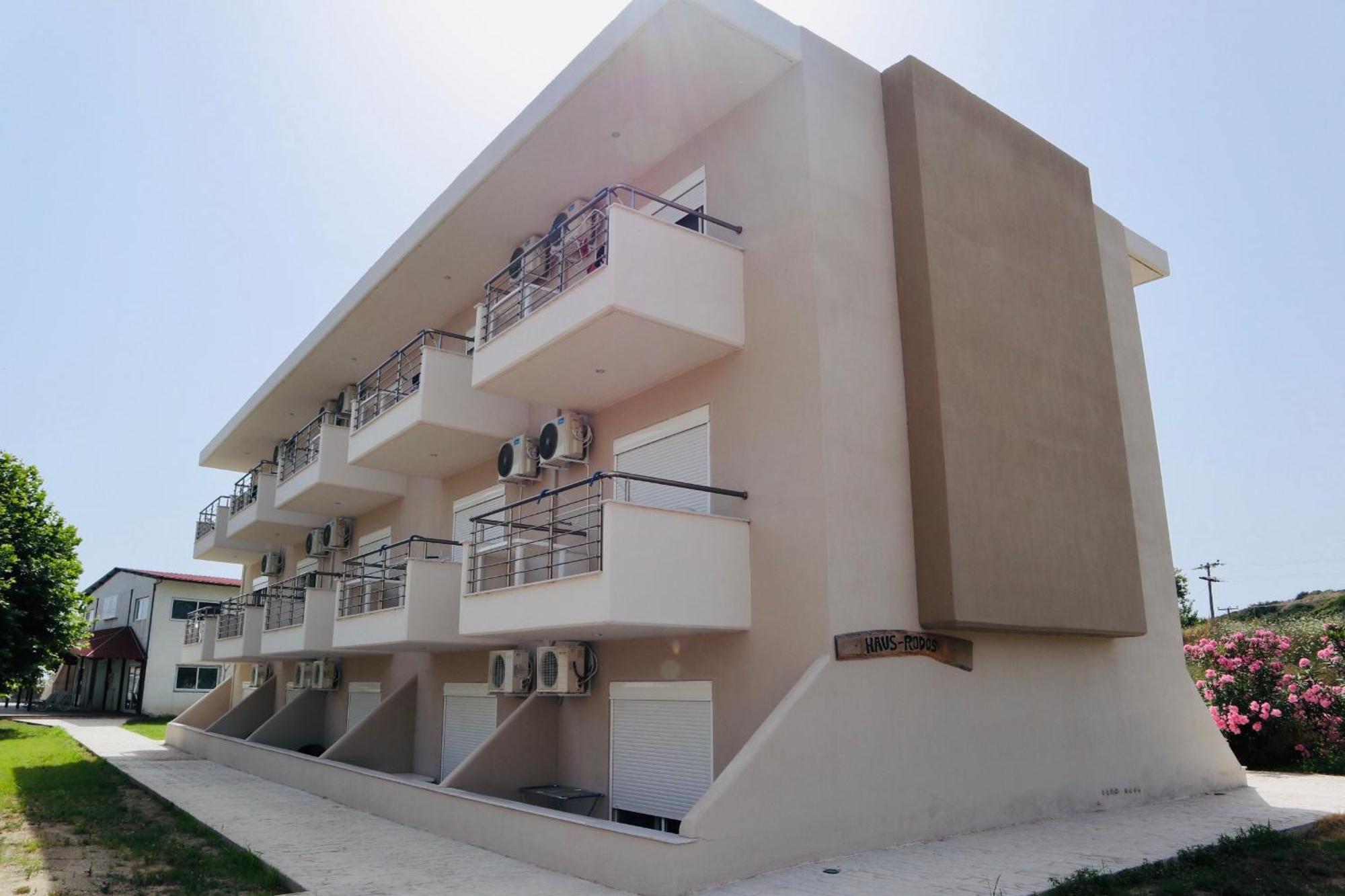 Hotel Sarti Beach Bagian luar foto