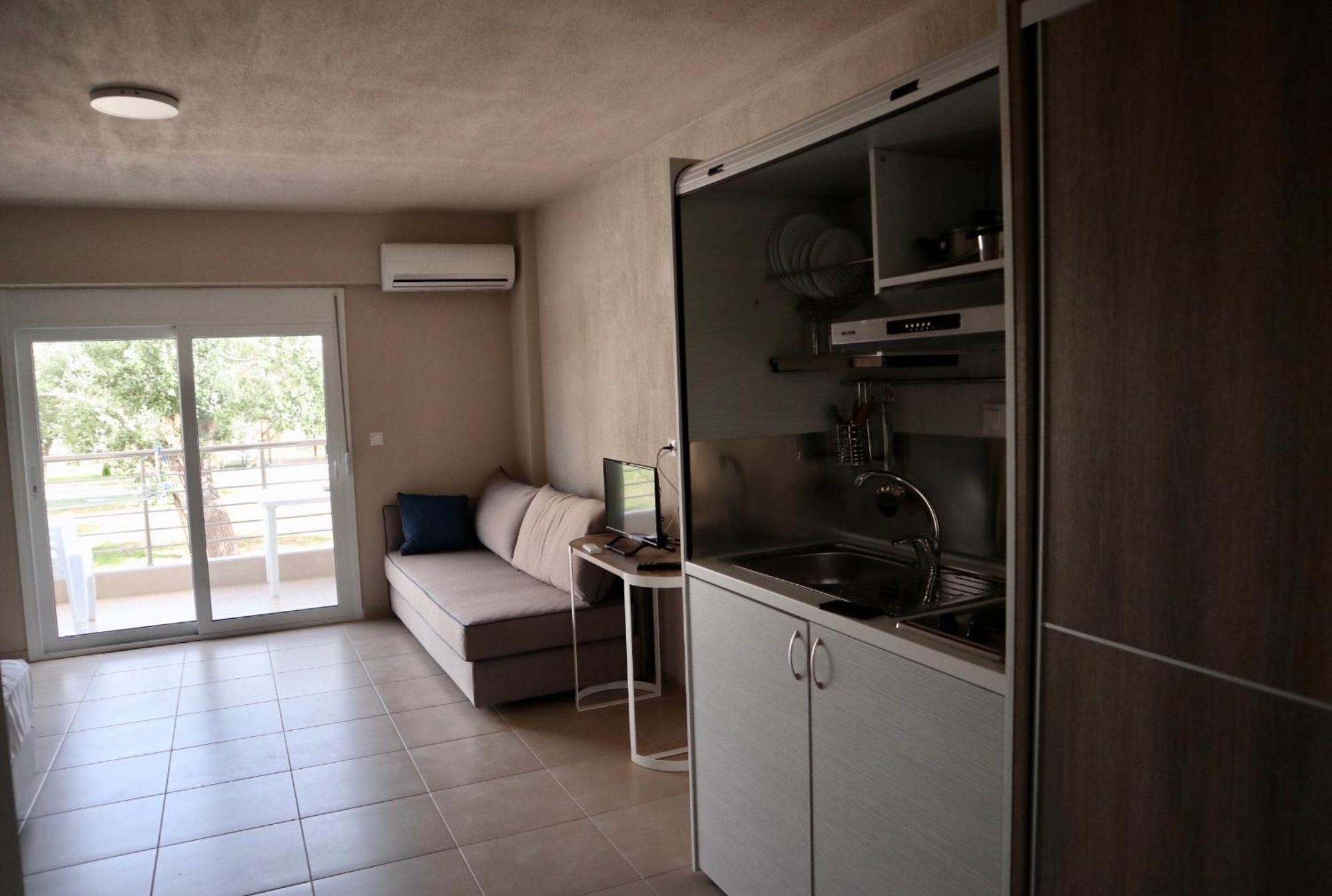 Hotel Sarti Beach Bagian luar foto
