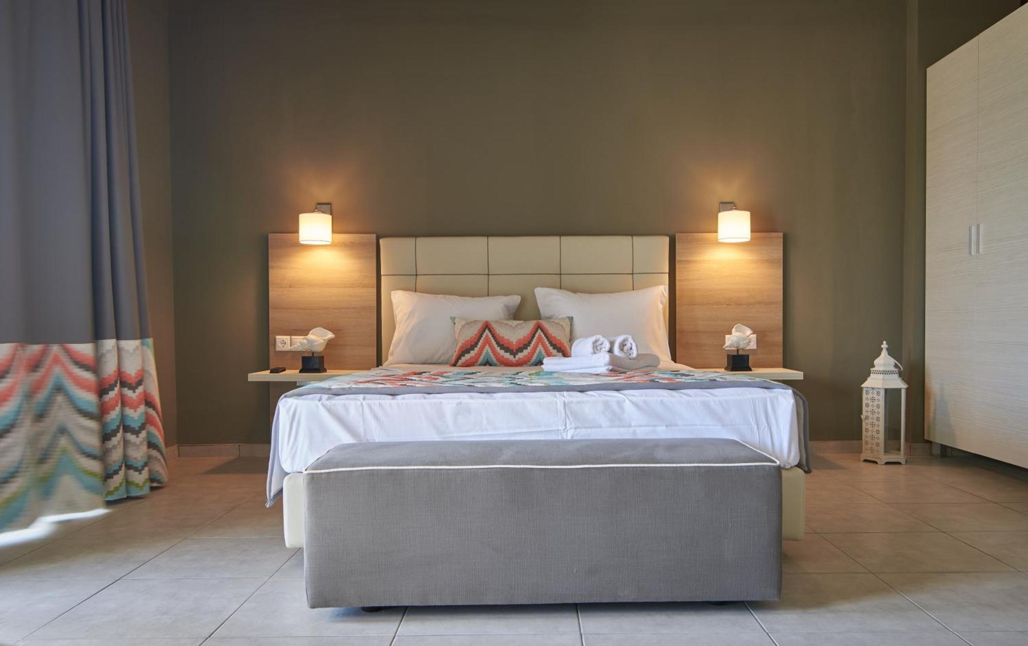 Hotel Sarti Beach Ruang foto