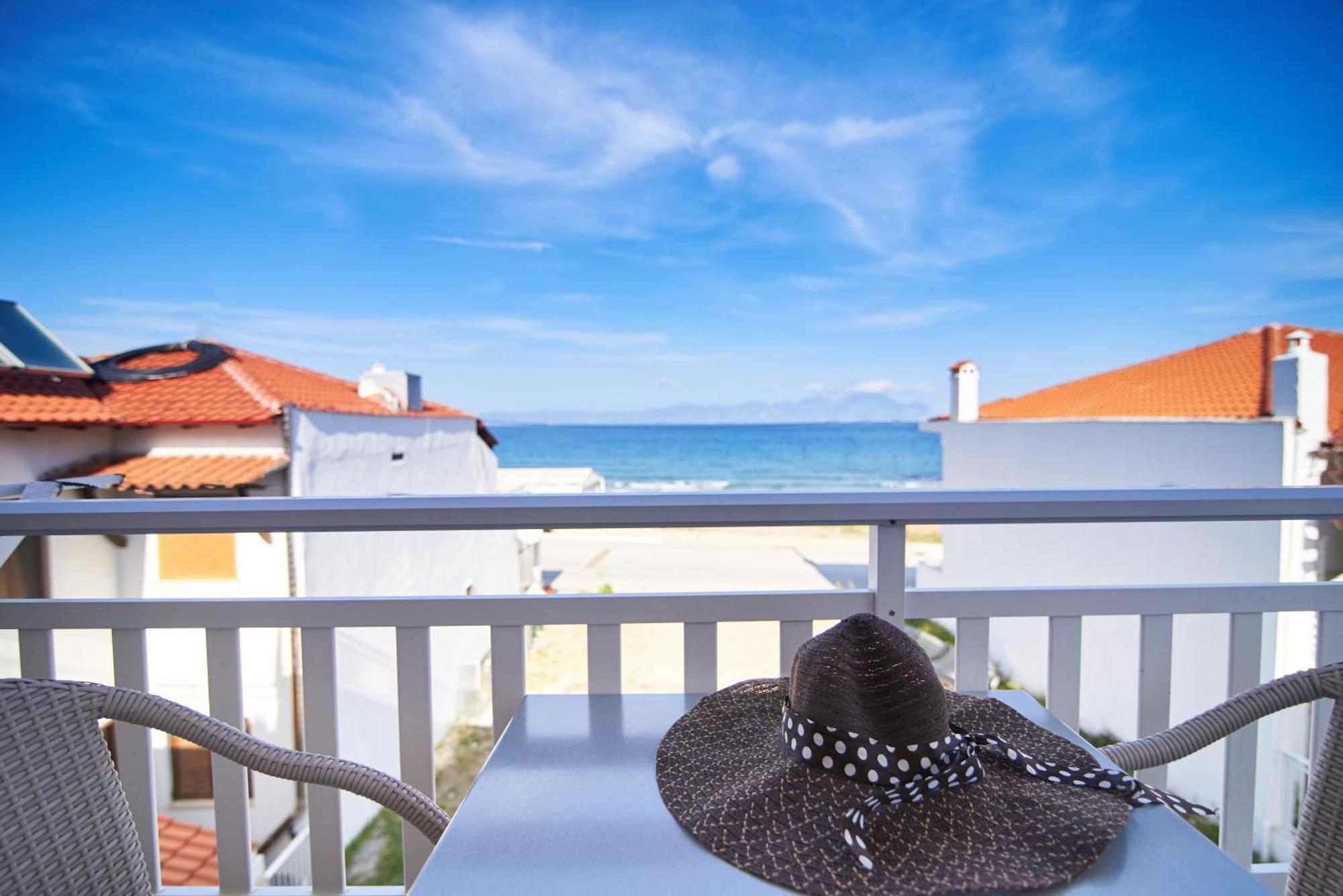 Hotel Sarti Beach Bagian luar foto